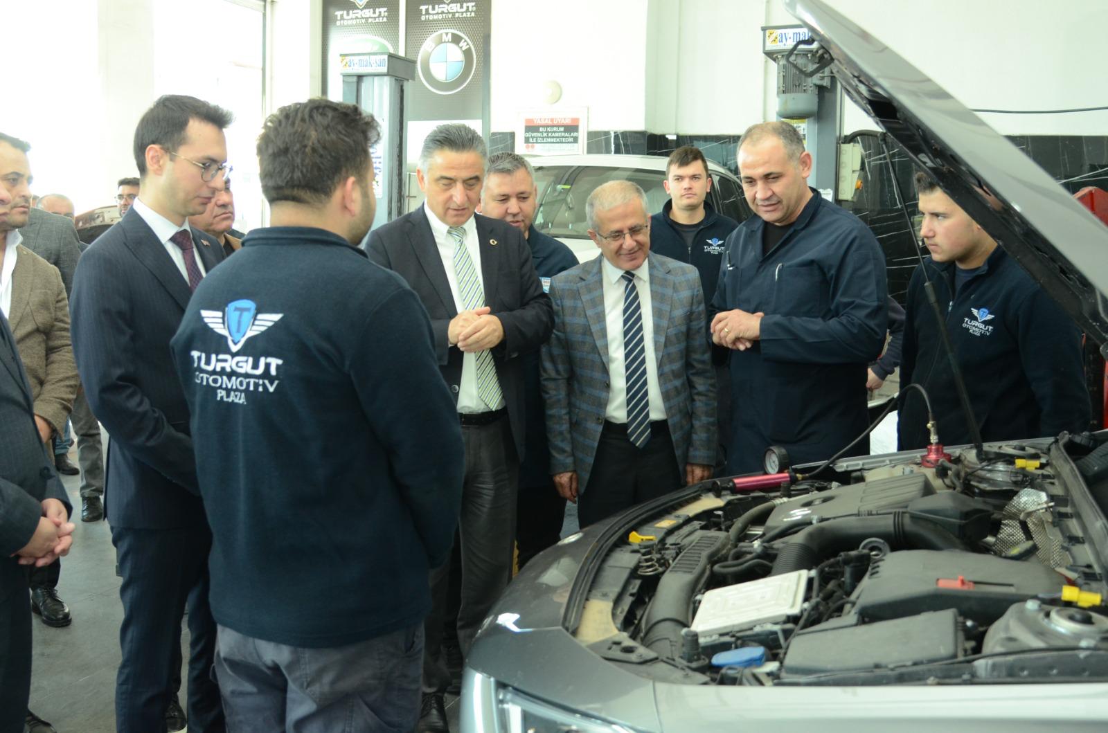 ANTALYA’NIN EN İYİ OTO SERVİSİ TURGUT OTOMOTİV PLAZA’DA ANLAMLI SABAH KAHVALTISI BULUŞMASI