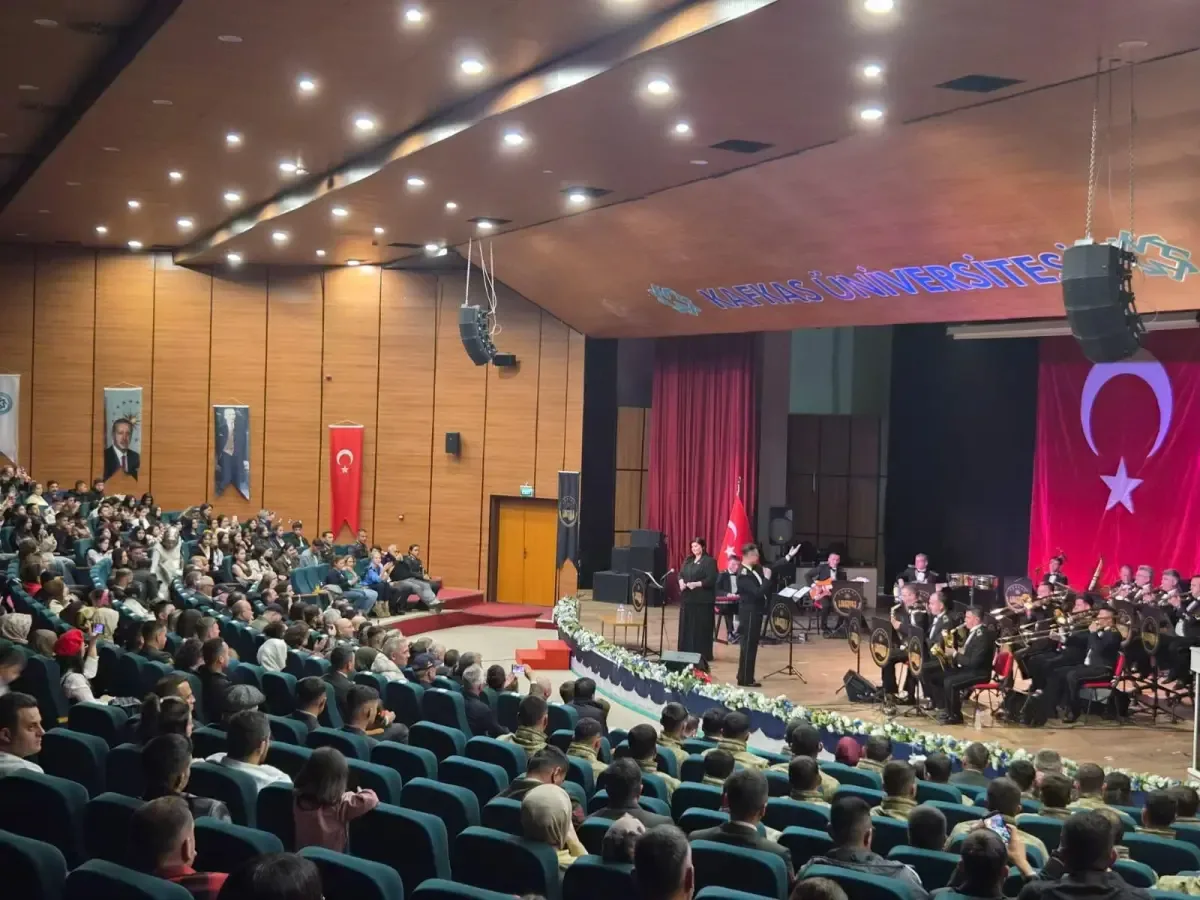 Atatürk’ün Kars’a gelişinin 102. yılına özel konser