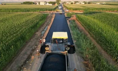Şanlıurfa Büyükşehir, Eyyübiye kırsalını sıcak asfaltla buluşturuyor