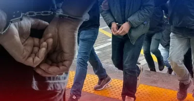 Arı kovanlarına gizledikleri 91,1 kilo uyuşturucuyla yakalandılar
