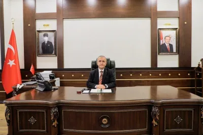 Elazığ Valisi Hatipoğlu: Bizler bu mevkilere kuş tüyü döşeklerde oturarak gelmedik