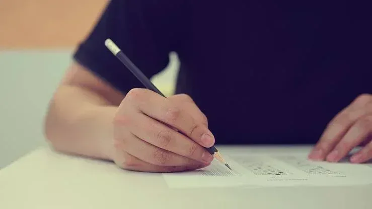 Adaylar dikkat! KPSS Ön Lisans pazar günü yapılacak